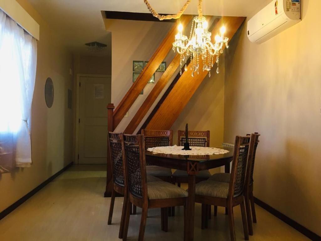 Apartamento Duplex De Gramado By Cia Da Temporada ภายนอก รูปภาพ