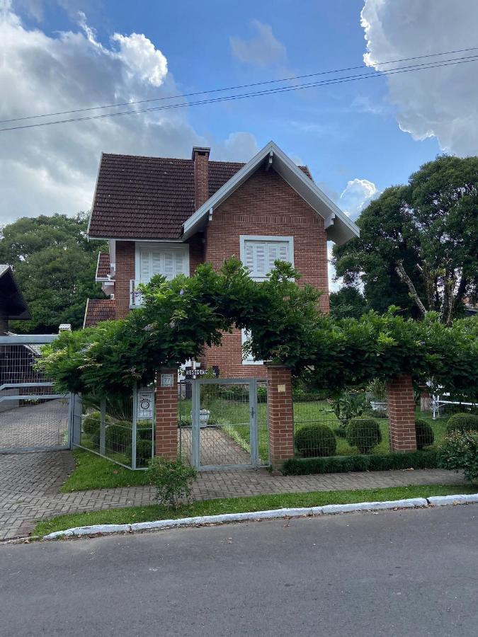 Apartamento Duplex De Gramado By Cia Da Temporada ภายนอก รูปภาพ